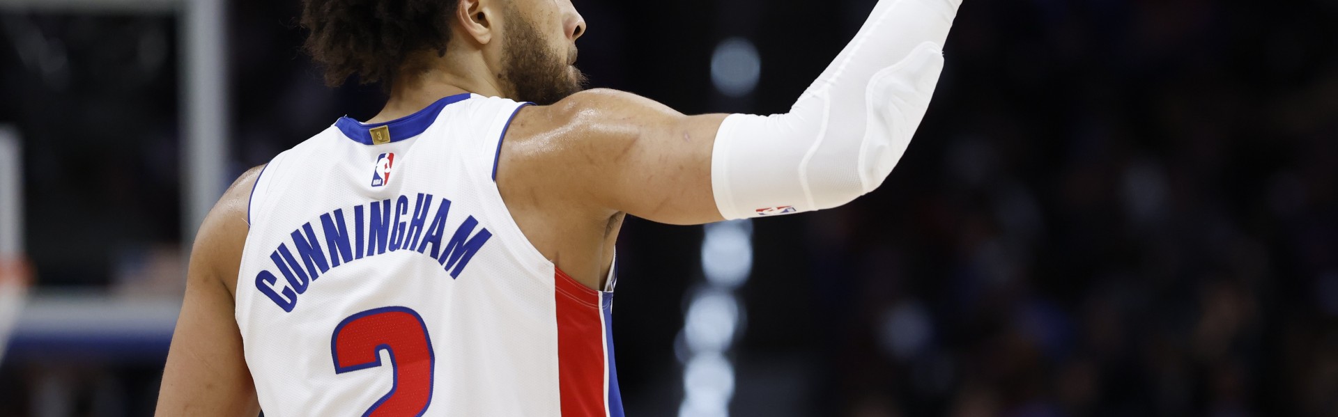 pp电子首页-韦德谈CC：他让我想起罗伊 他们都能组织全队也能亲手接管比赛