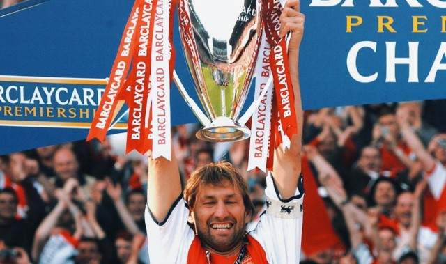 枪手老队长亚当斯迎59岁生日，生涯攻入49球获13个冠军