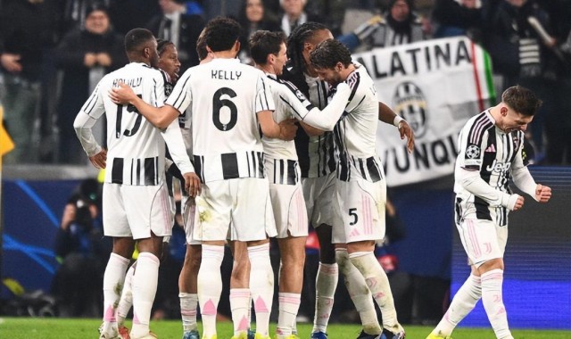 pp电子首页-0:2！穆里尼奥杯赛3连败，7轮欧冠拿6分濒临出局，末轮需死磕皇马